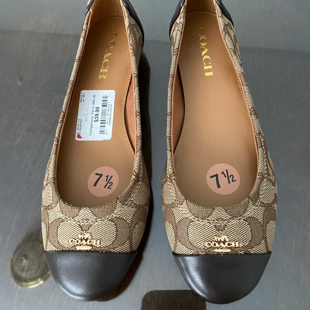 COACH Flats